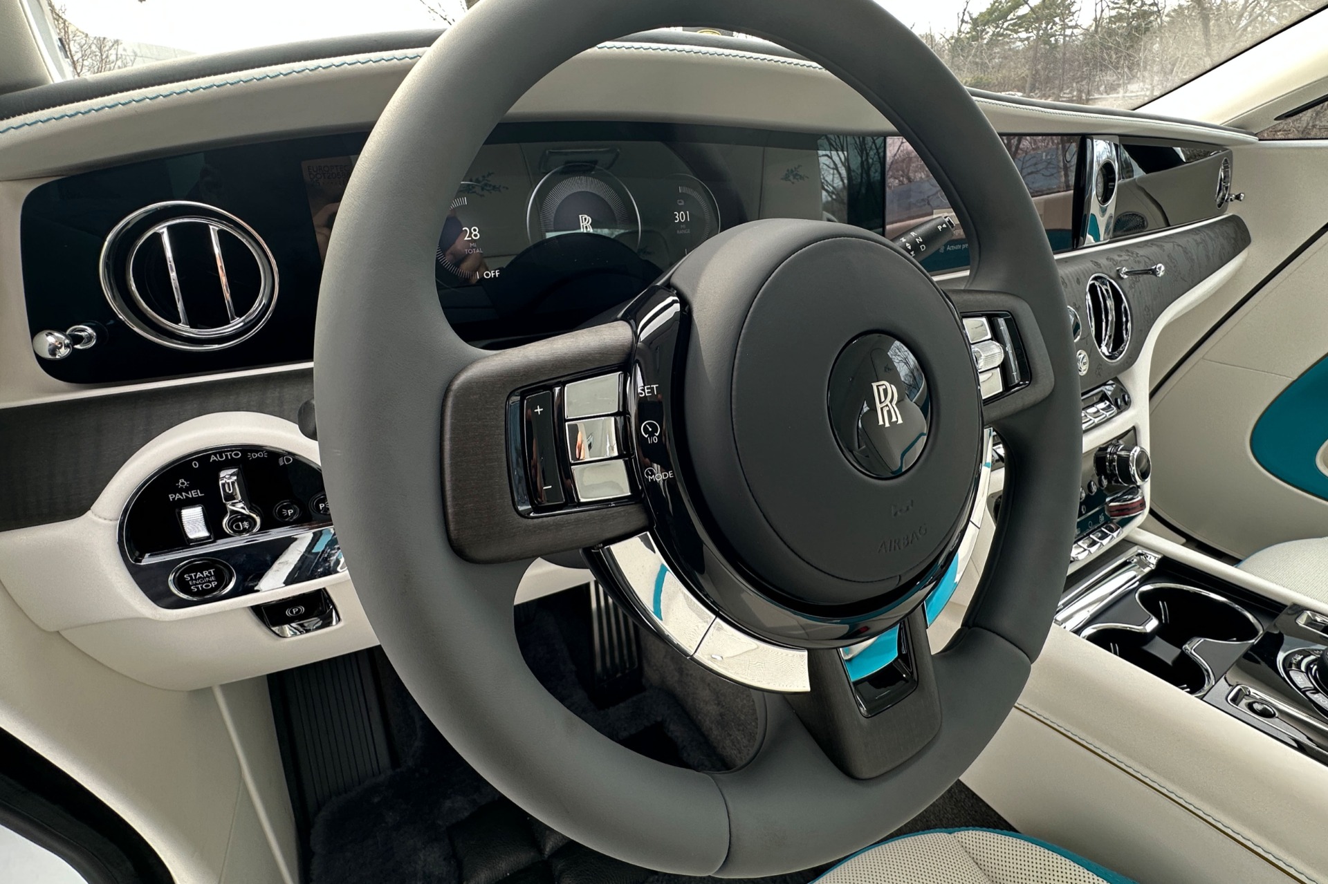2026 Rolls-Royce Spectre Image 8
