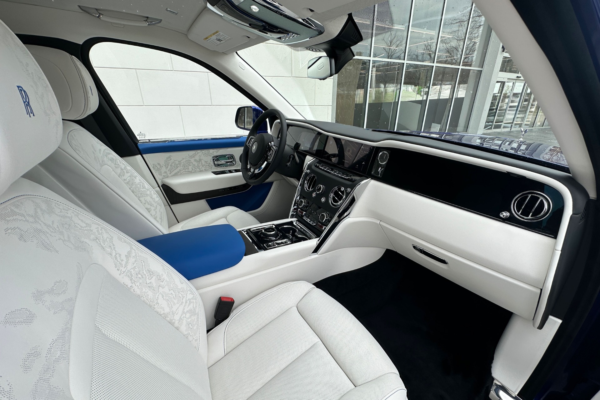 2026 Rolls-Royce Cullinan Image 12