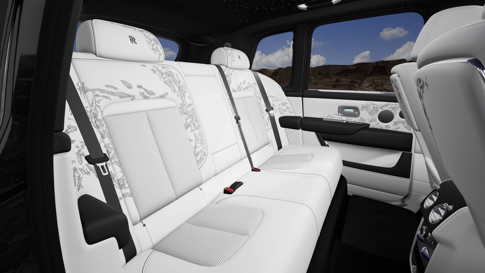 2027 Rolls-Royce Cullinan Image 10