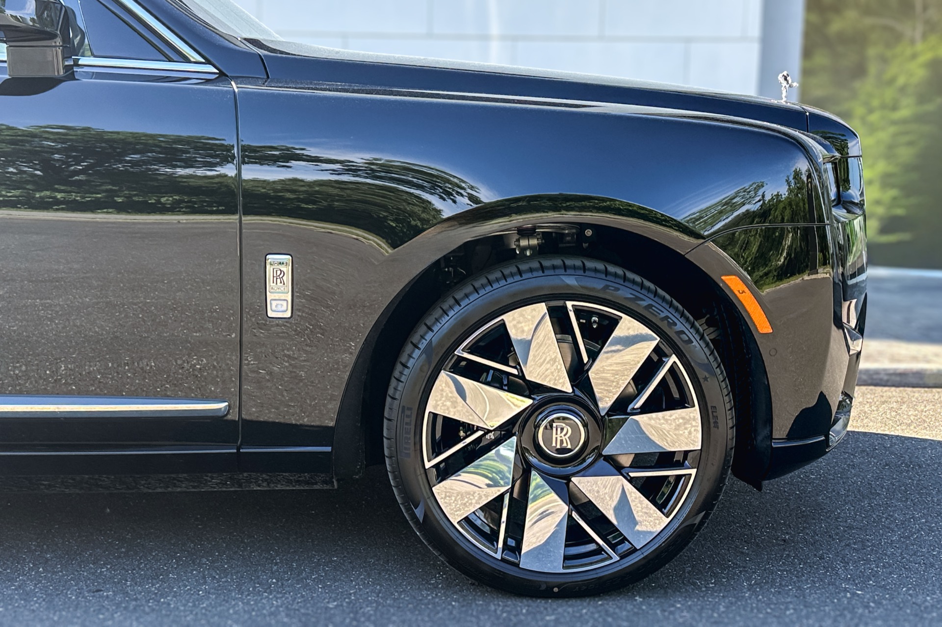 New-2027-Rolls-Royce-Cullinan-