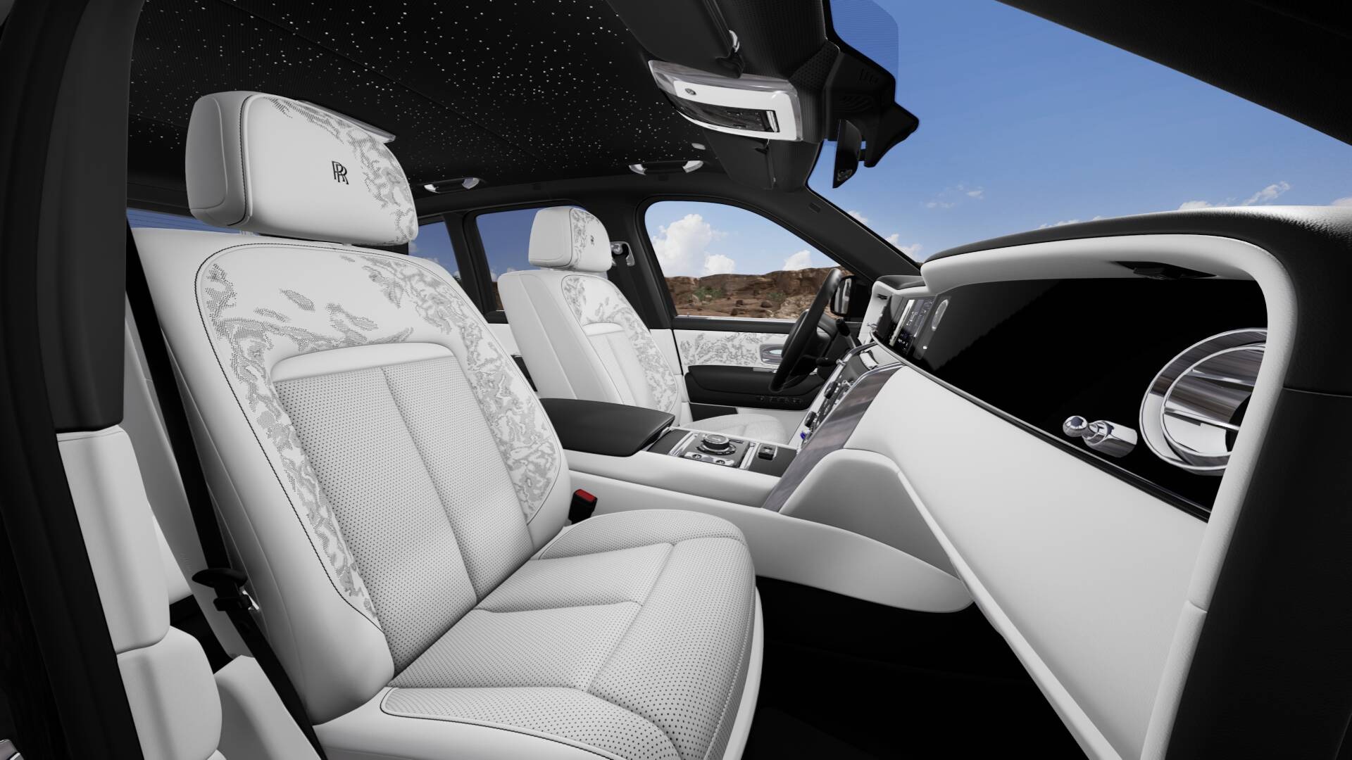 2027 Rolls-Royce Cullinan Image 4