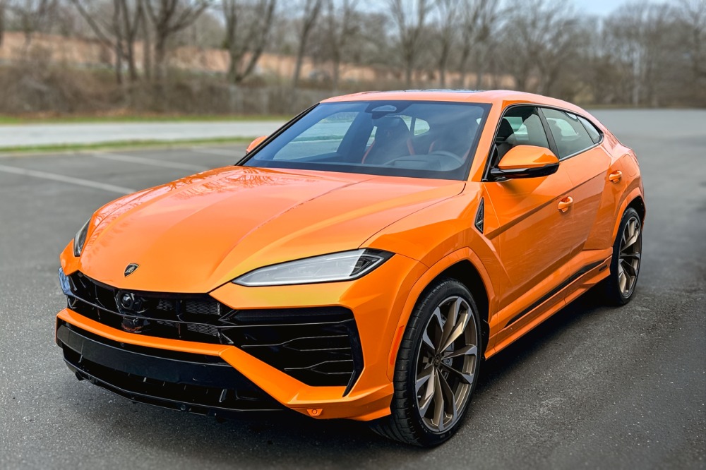 2026 Lamborghini Urus Image 19