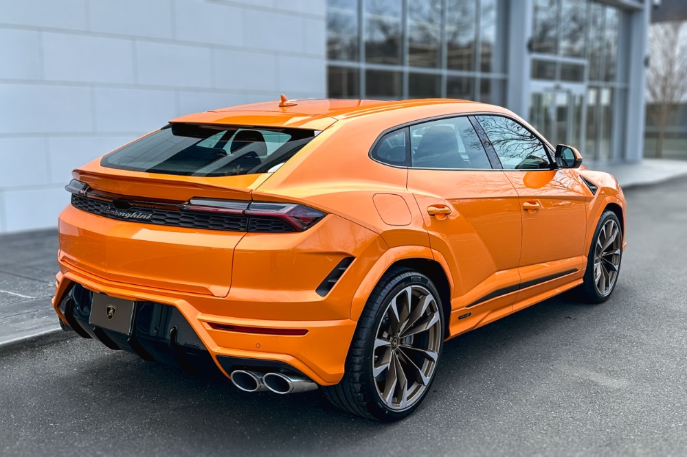 2026 Lamborghini Urus Image 20