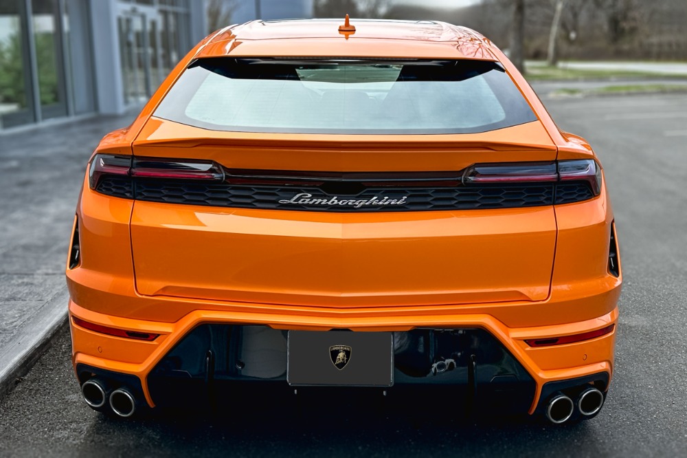 2026 Lamborghini Urus Image 21