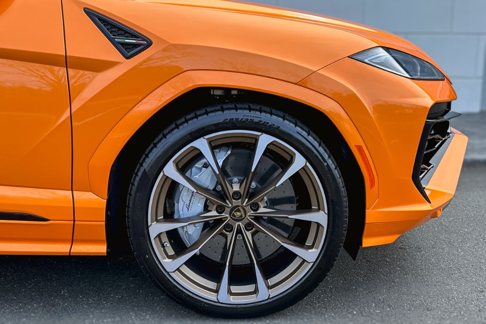 2026 Lamborghini Urus Image 22