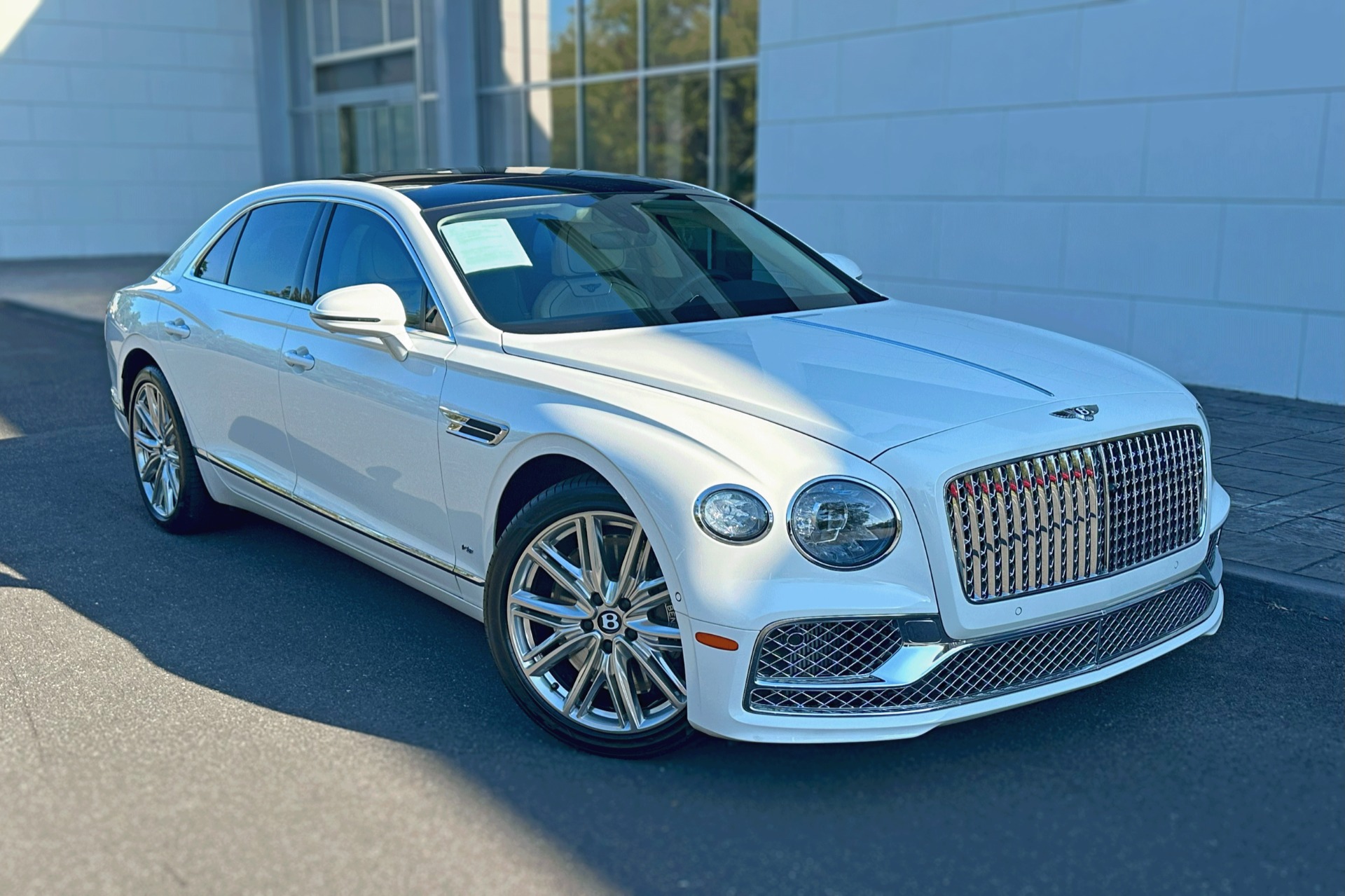2022 Bentley Flying Spur Image 20