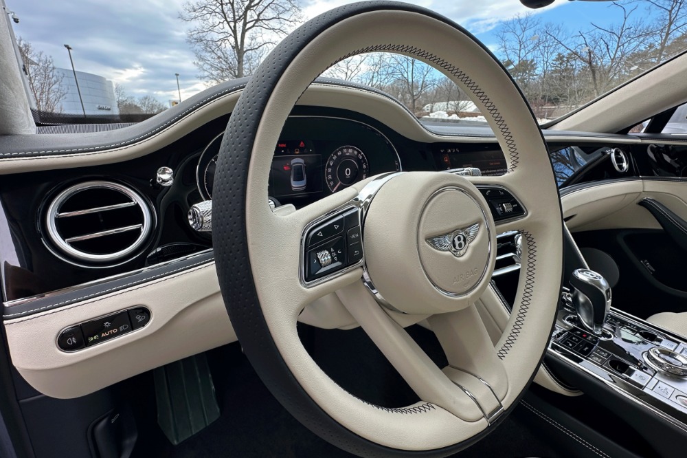 2026 Bentley Flying Spur Image 10