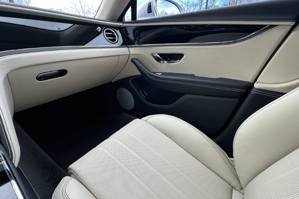 2026 Bentley Flying Spur Image 12