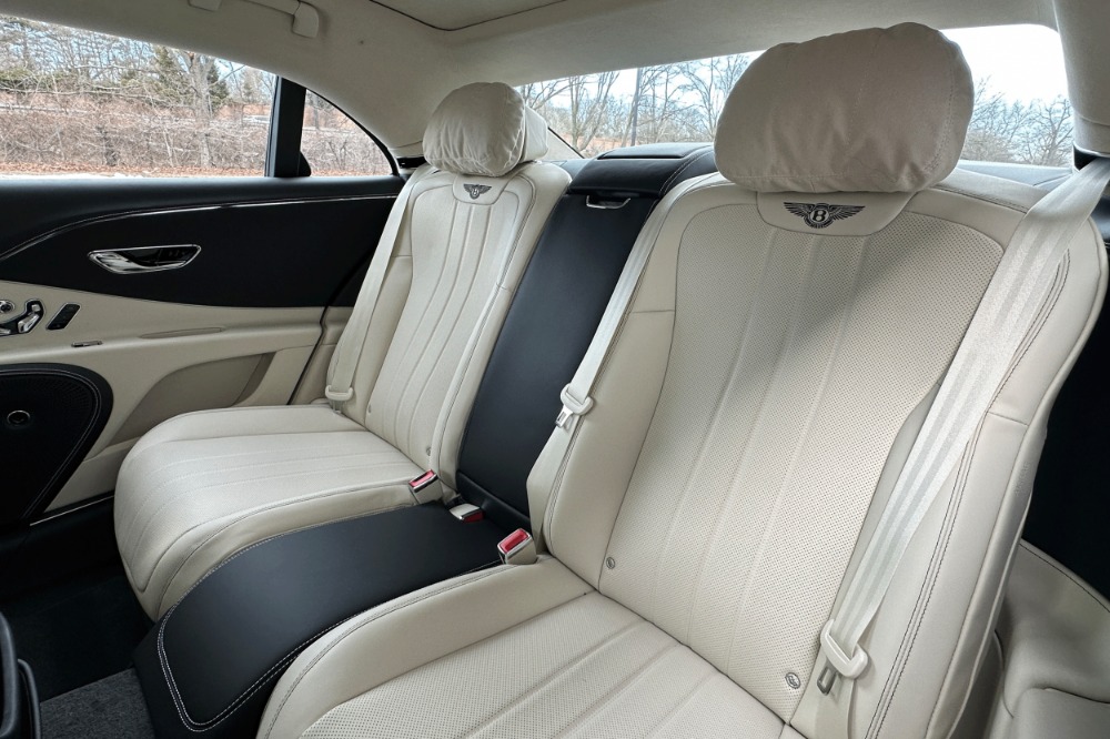 2026 Bentley Flying Spur Image 14