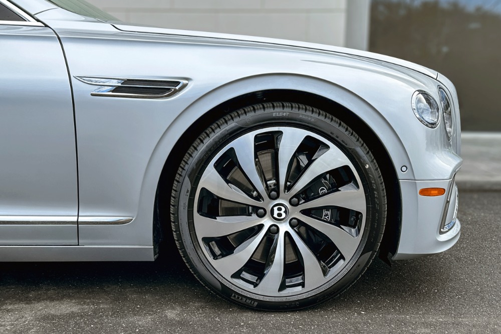 2026 Bentley Flying Spur Image 6