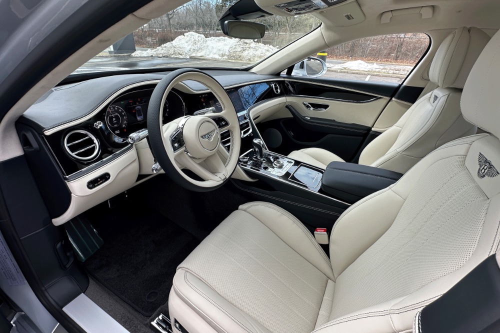2026 Bentley Flying Spur Image 8