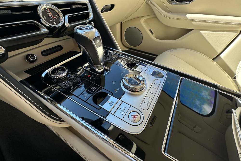 2026 Bentley Flying Spur Image 11