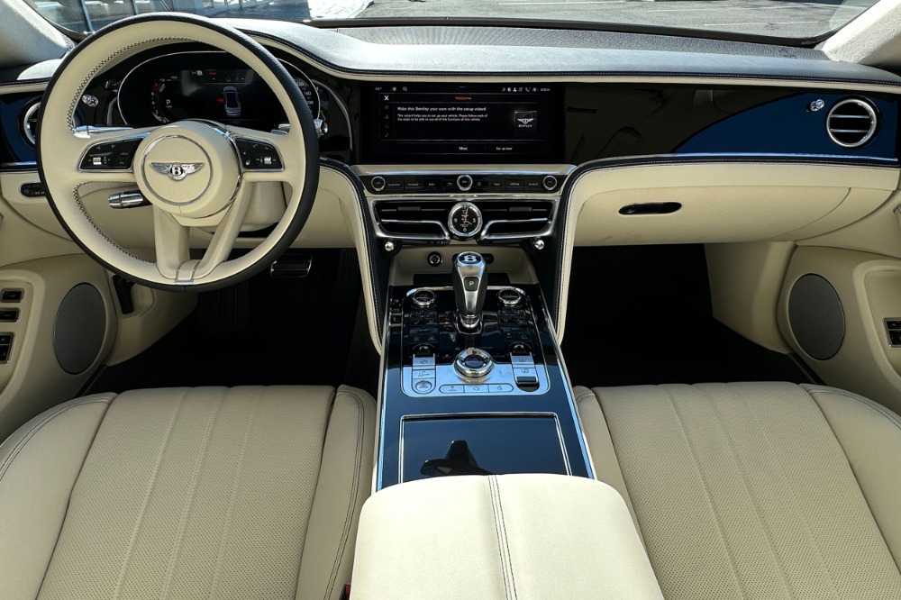 2026 Bentley Flying Spur Image 4