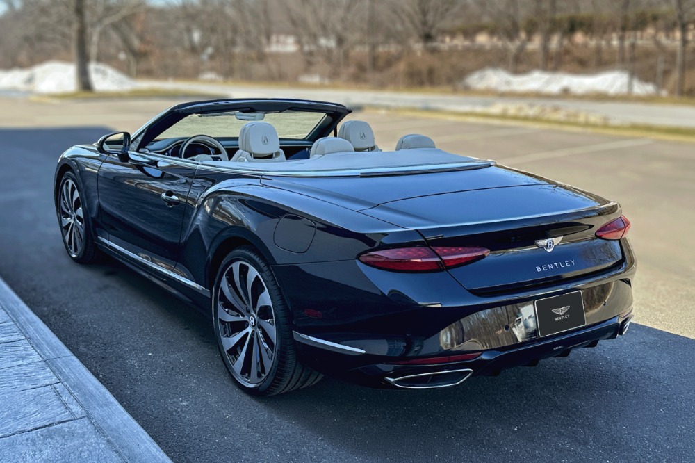 2026 Bentley Continental GTC Image 21