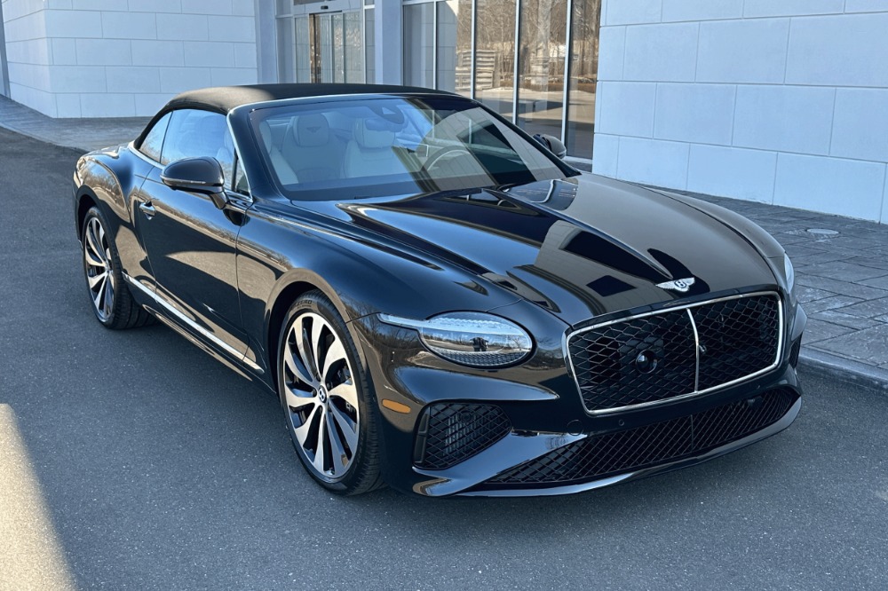 2026 Bentley Continental GTC Image 24