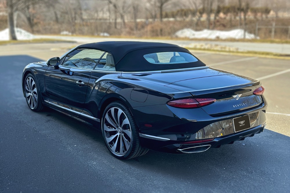 2026 Bentley Continental GTC Image 26