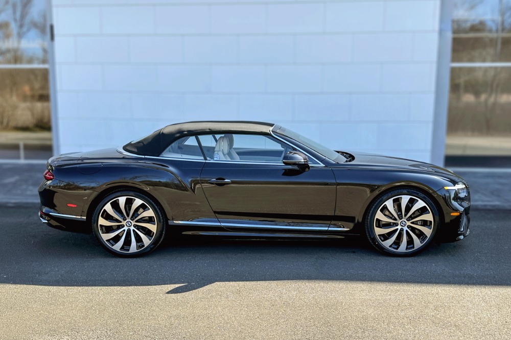 2026 Bentley Continental GTC Image 29