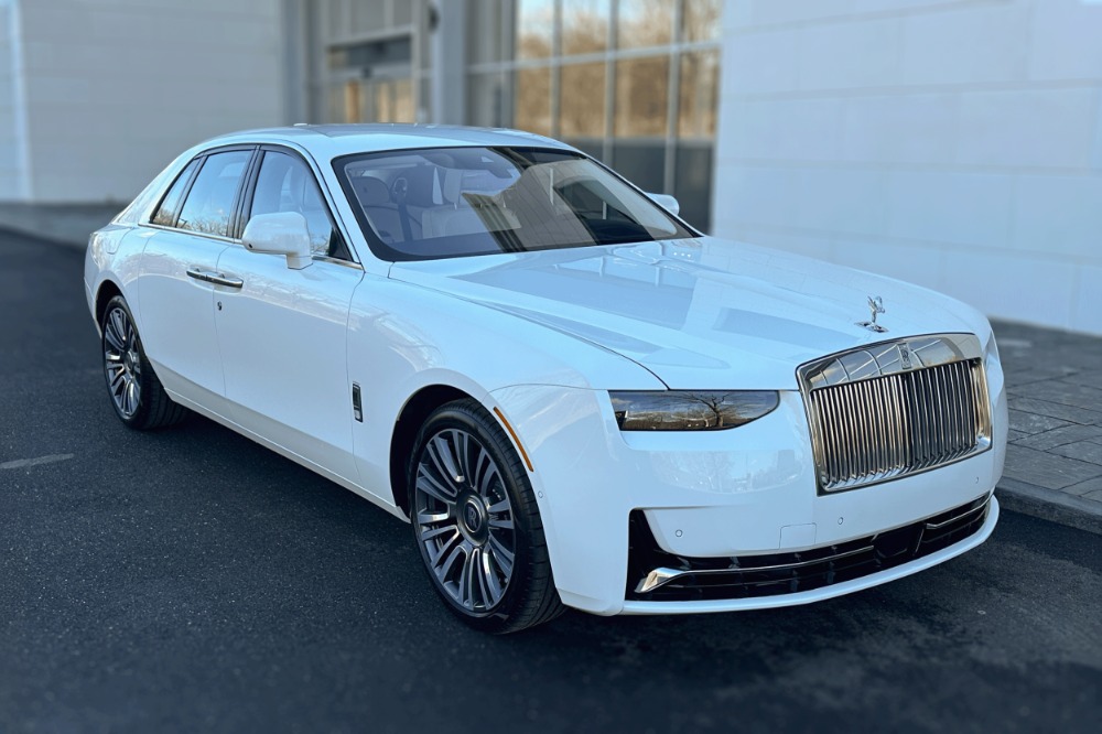 New-2025-Rolls-Royce-Ghost-