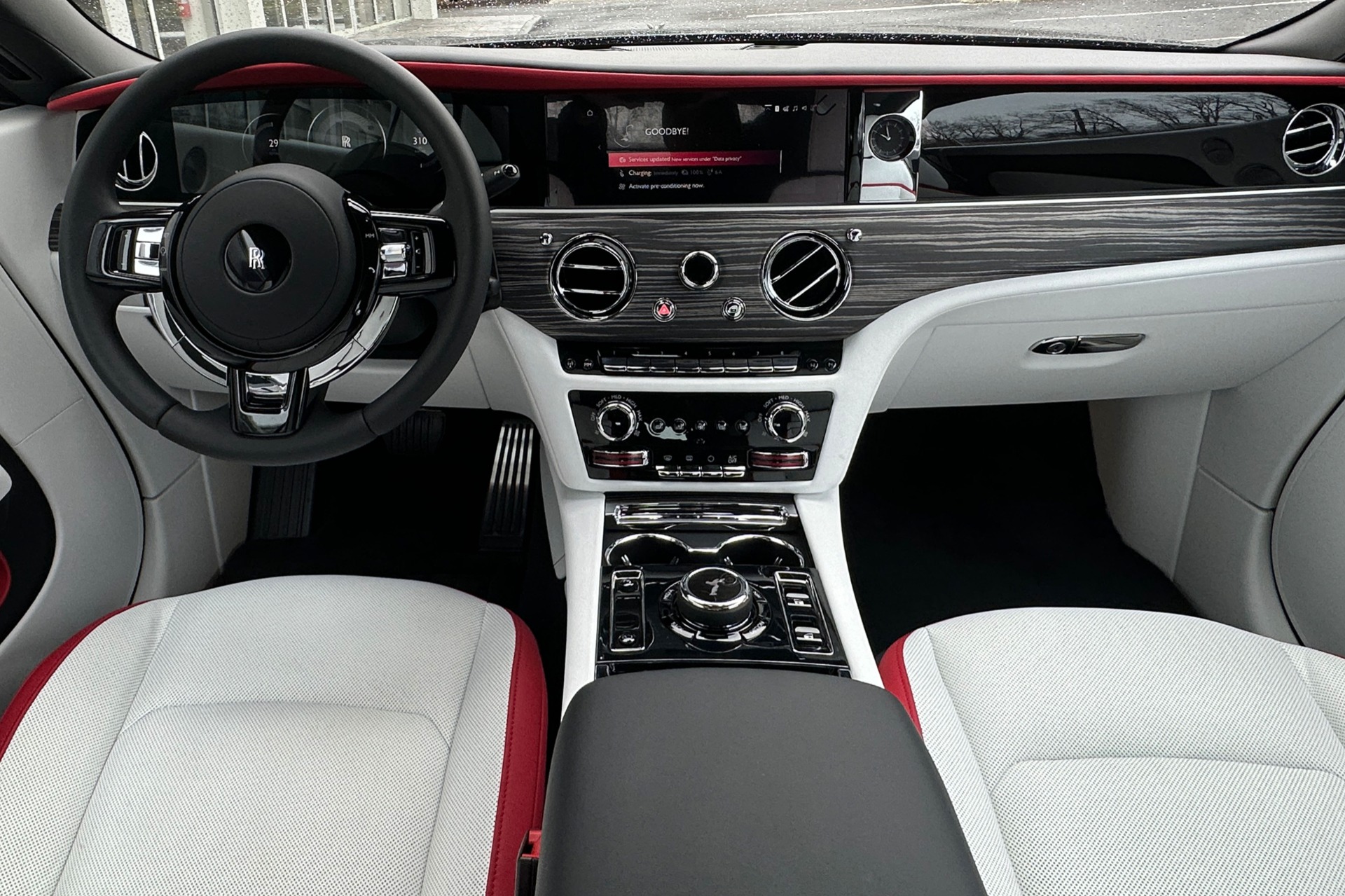 2026 Rolls-Royce Spectre Image 4