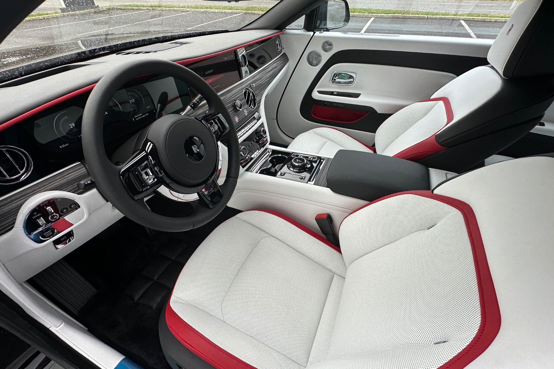 2026 Rolls-Royce Spectre Image 7