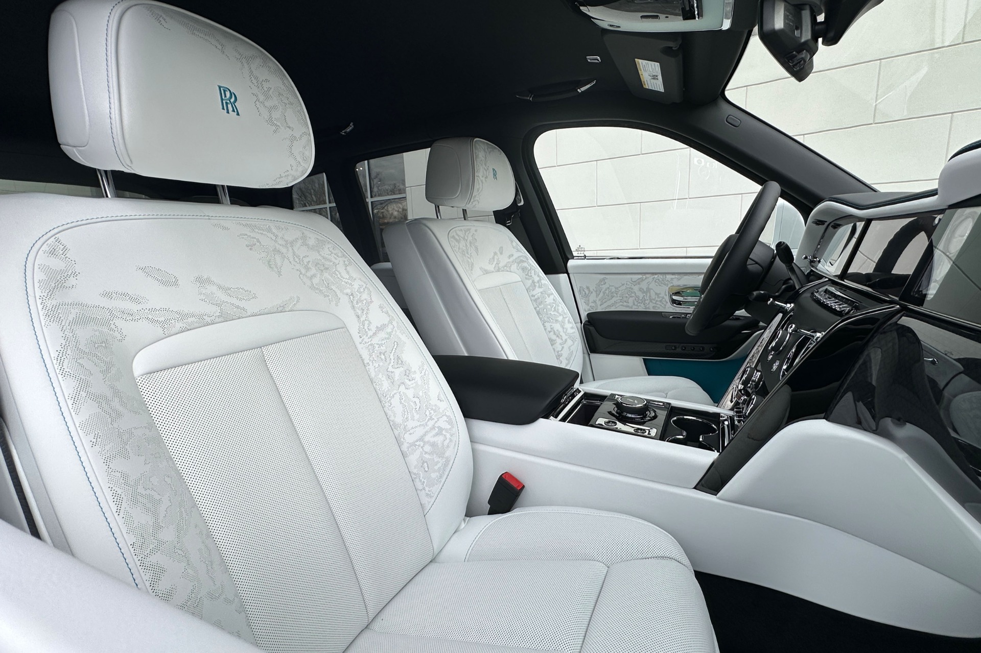 2026 Rolls-Royce Cullinan Image 12