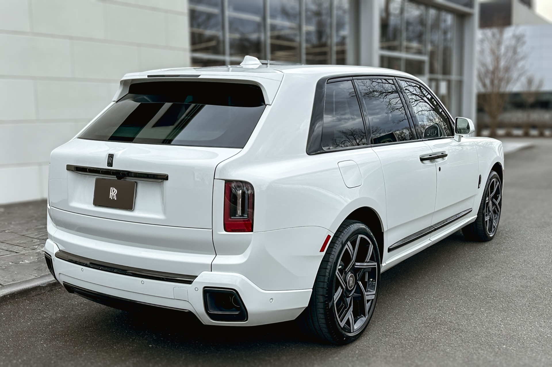 2026 Rolls-Royce Cullinan Image 2