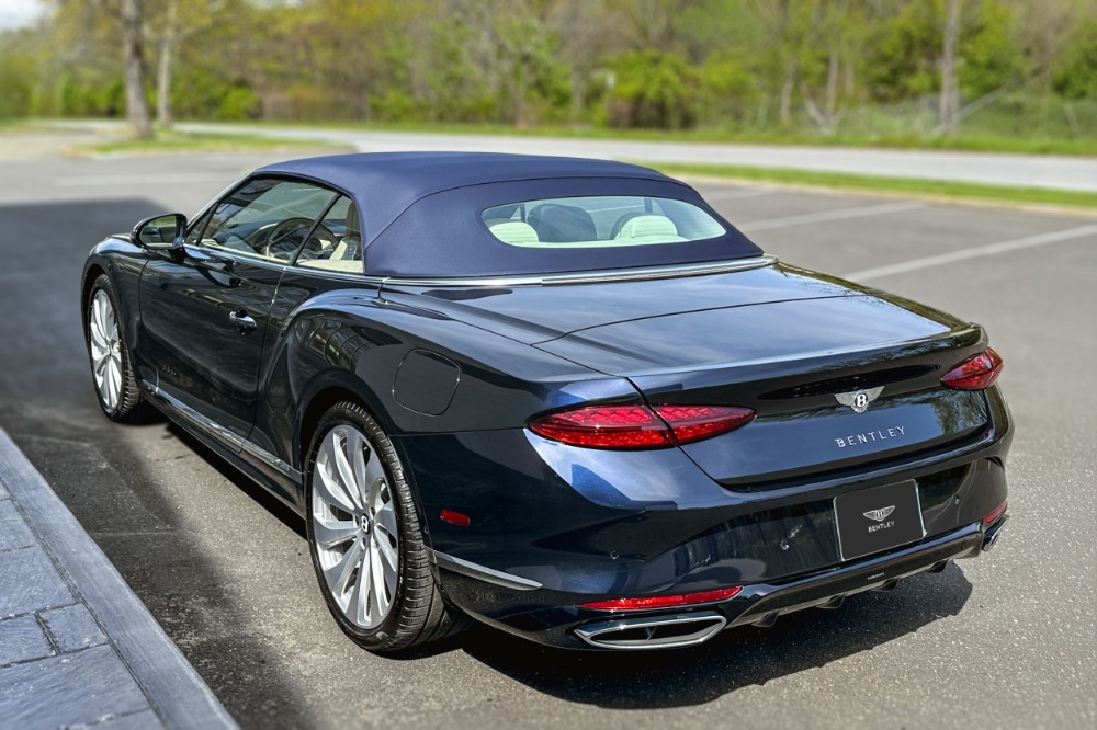 2026 Bentley Continental GTC Image 23