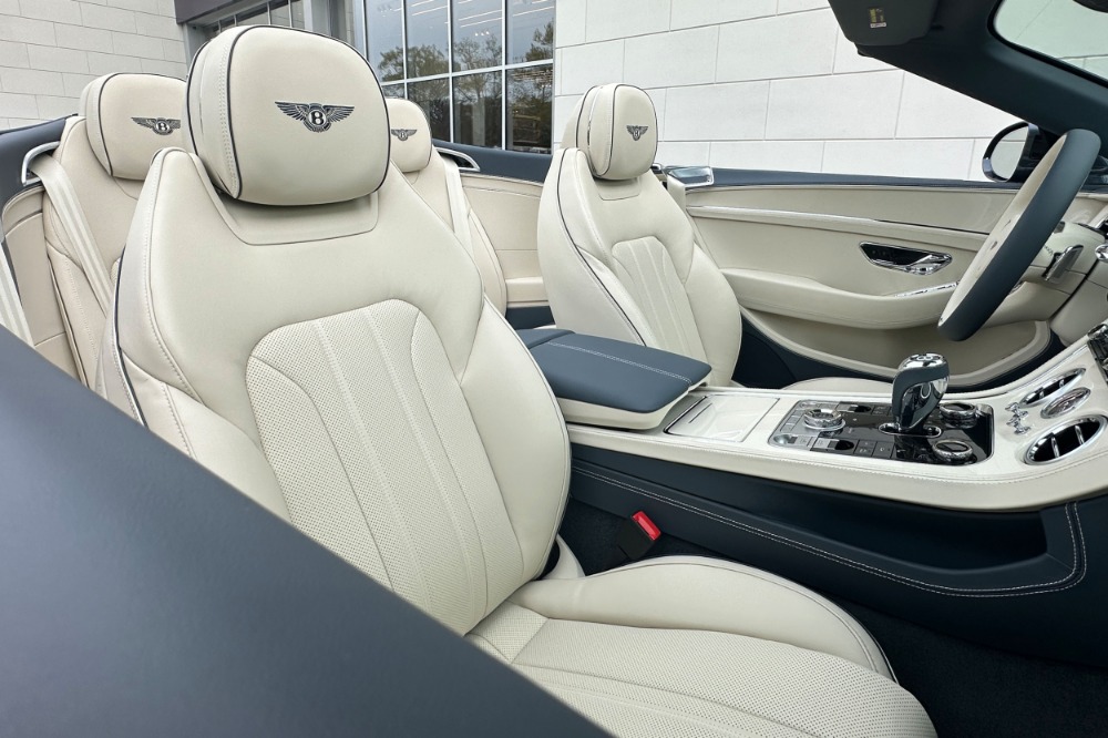 2026 Bentley Continental GTC Image 13