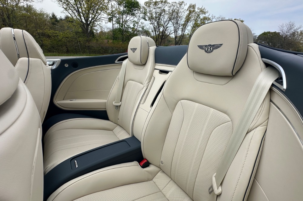 2026 Bentley Continental GTC Image 14