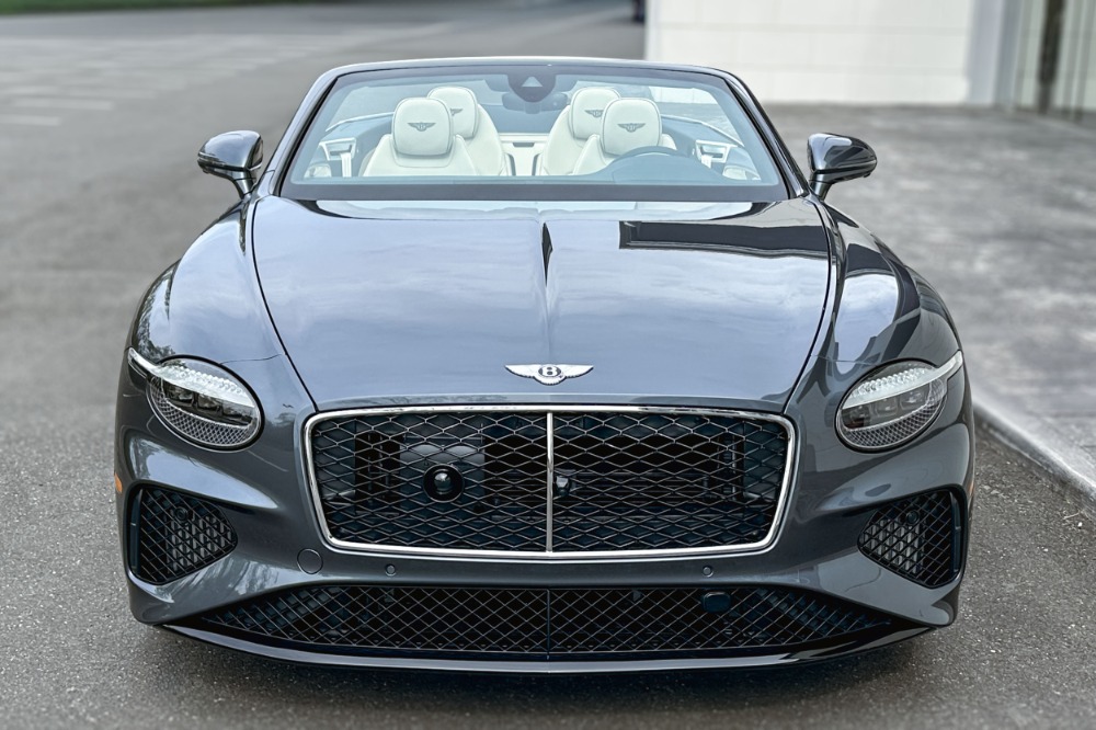 2026 Bentley Continental GTC Image 19