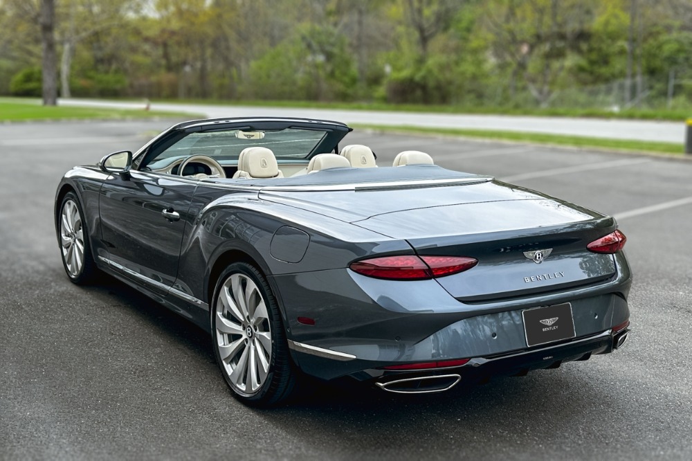 2026 Bentley Continental GTC Image 25