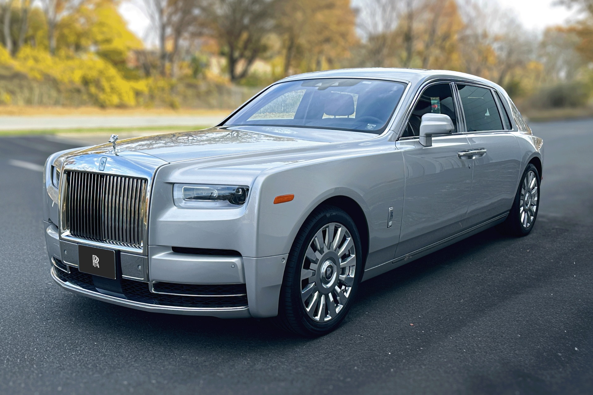 J*N様 1909 Roll Royce ロールスロイス Sliver Used-2022-Rolls-Royce-Phantom-