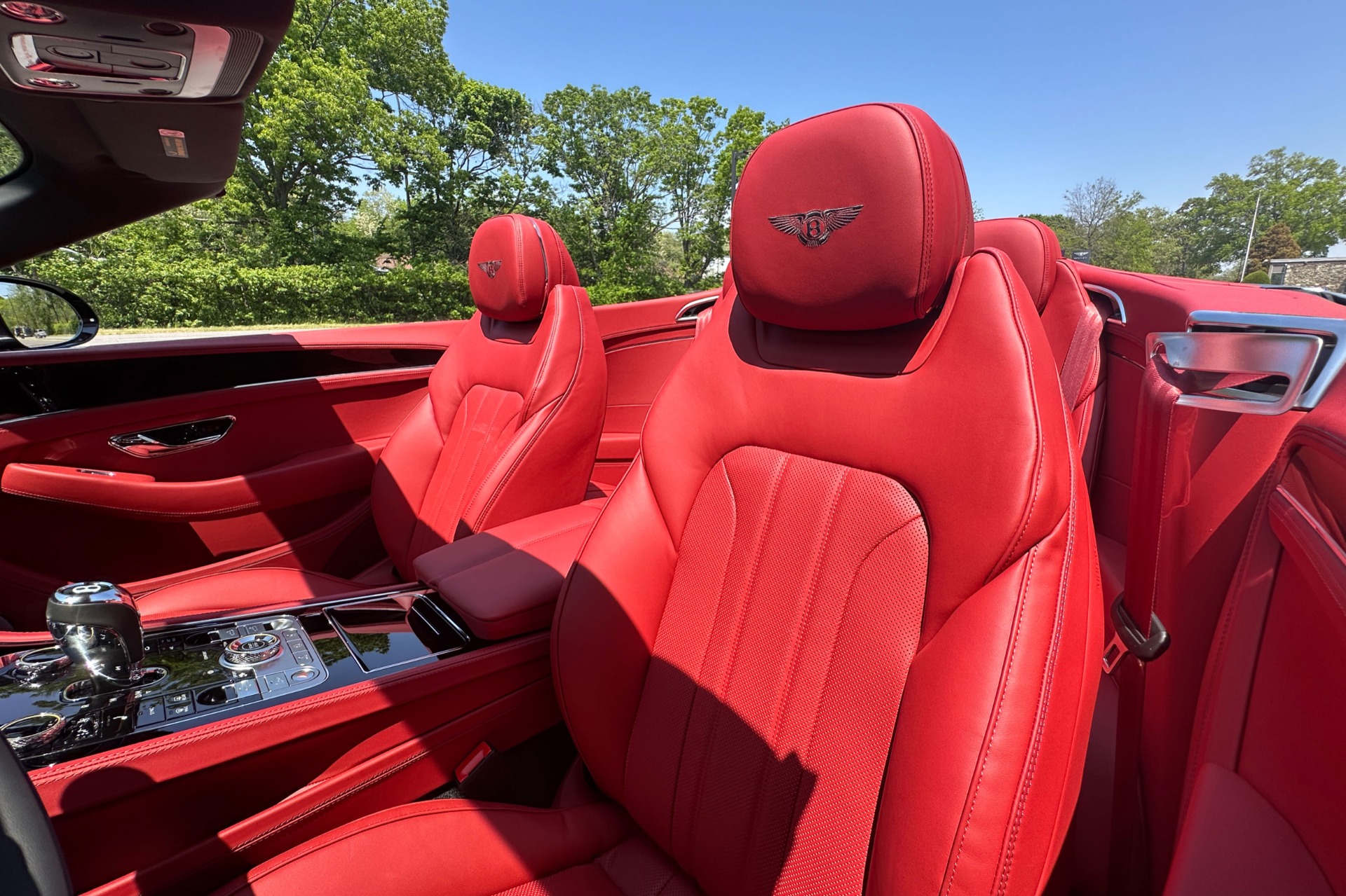 2026 Bentley Continental GTC Image 10
