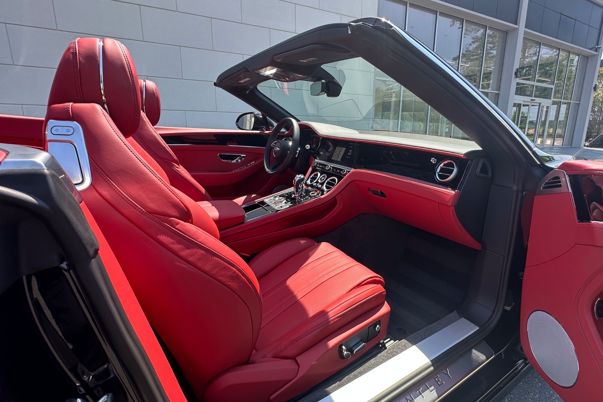 2026 Bentley Continental GTC Image 14