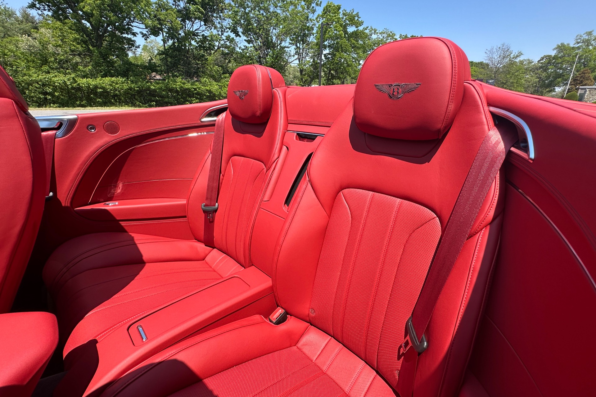 2026 Bentley Continental GTC Image 17