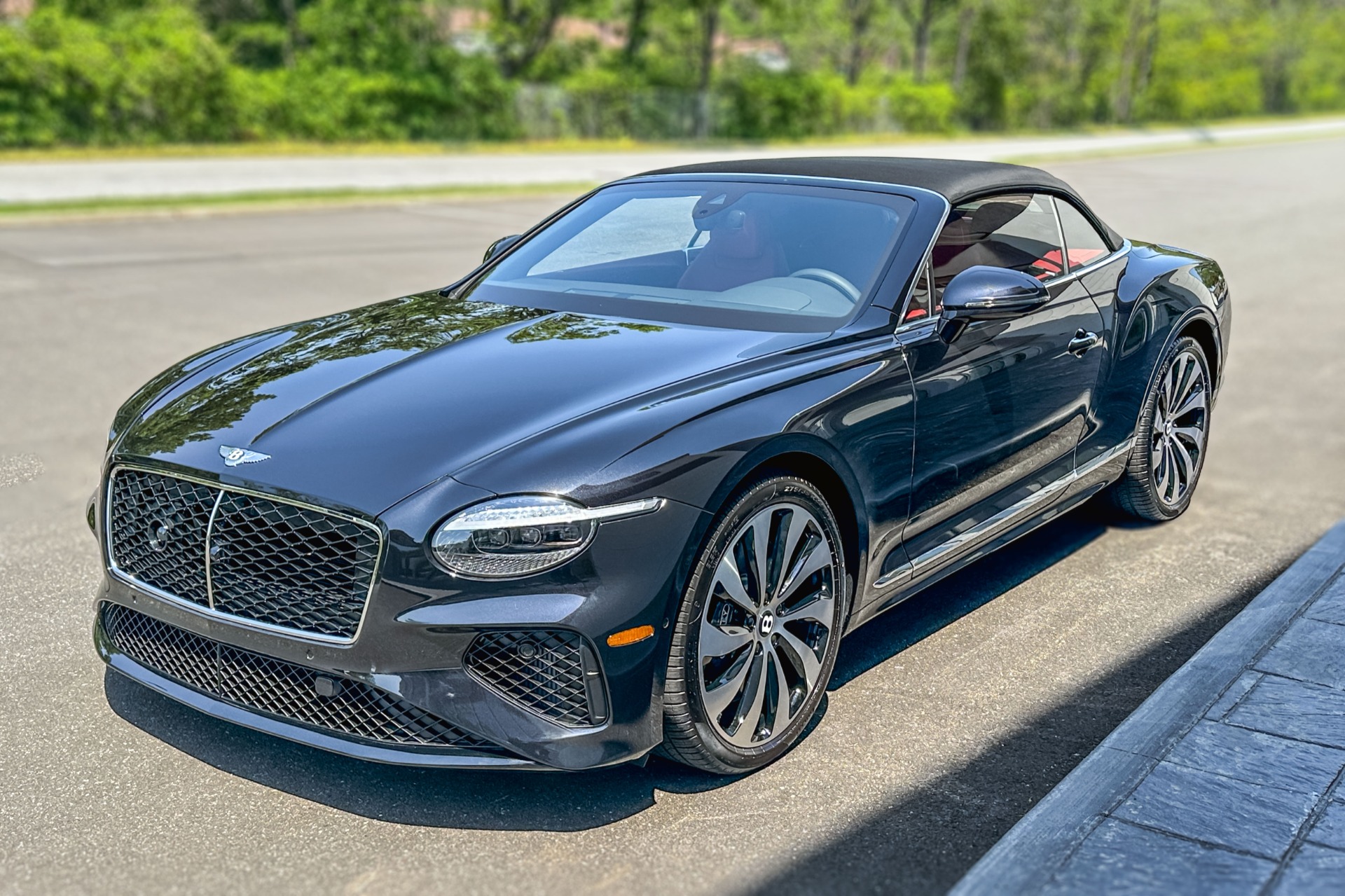 2026 Bentley Continental GTC Image 24