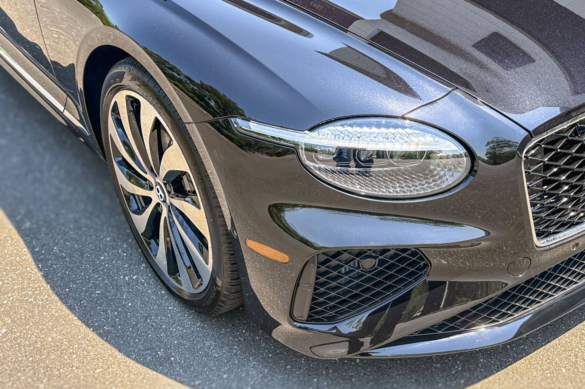 2026 Bentley Continental GTC Image 28