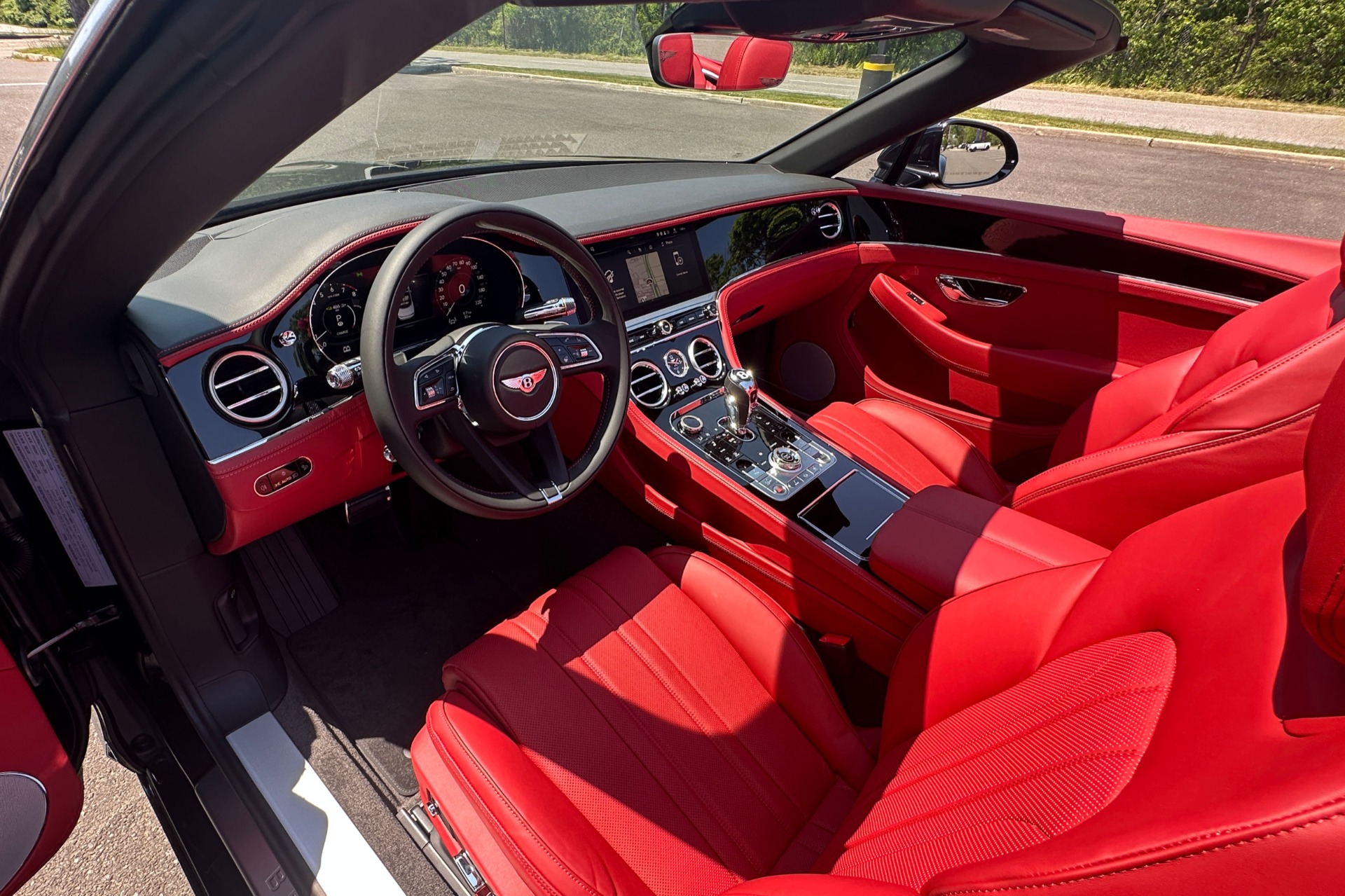 2026 Bentley Continental GTC Image 8