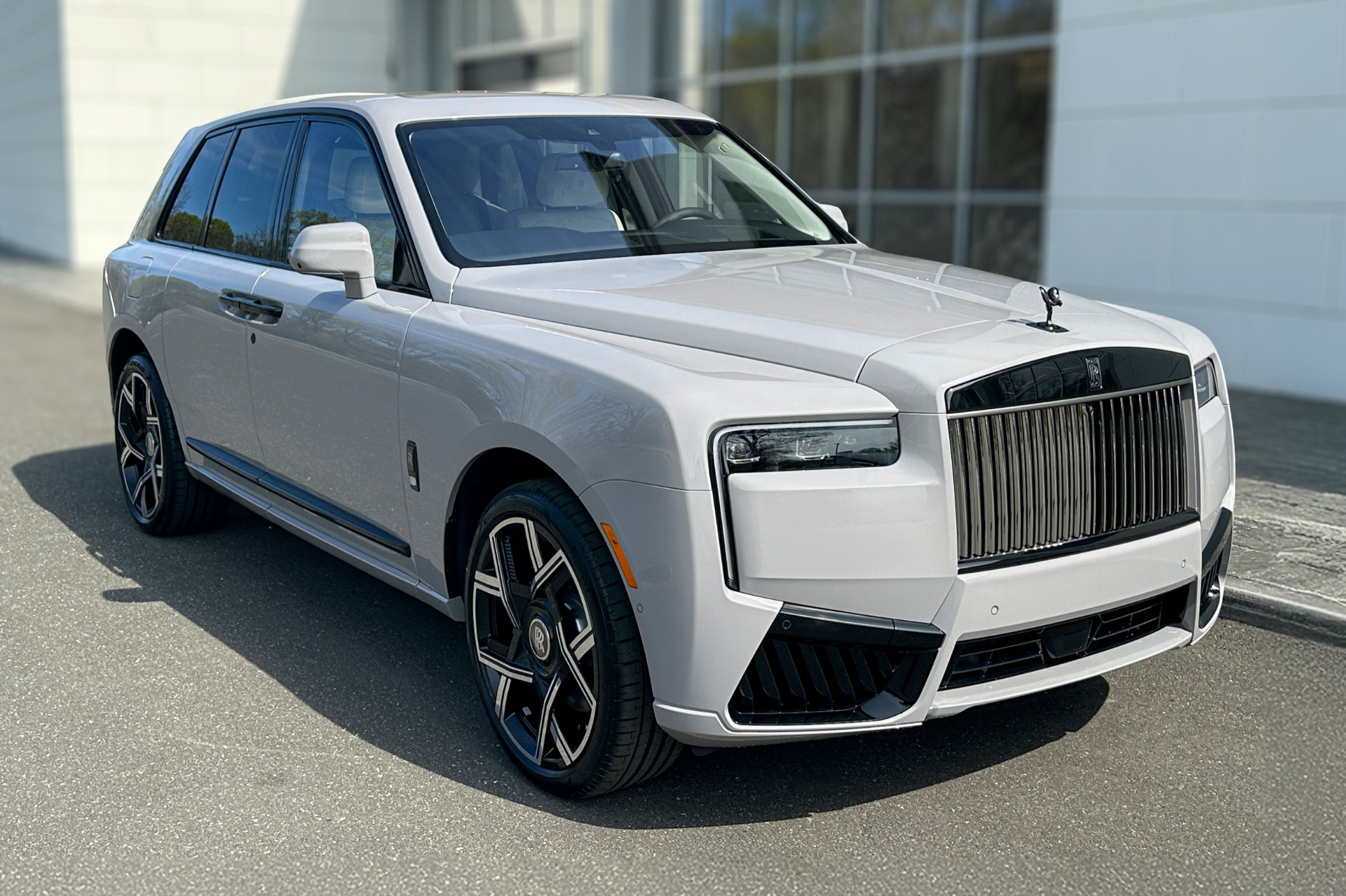 2026 Rolls-Royce Cullinan Image 17