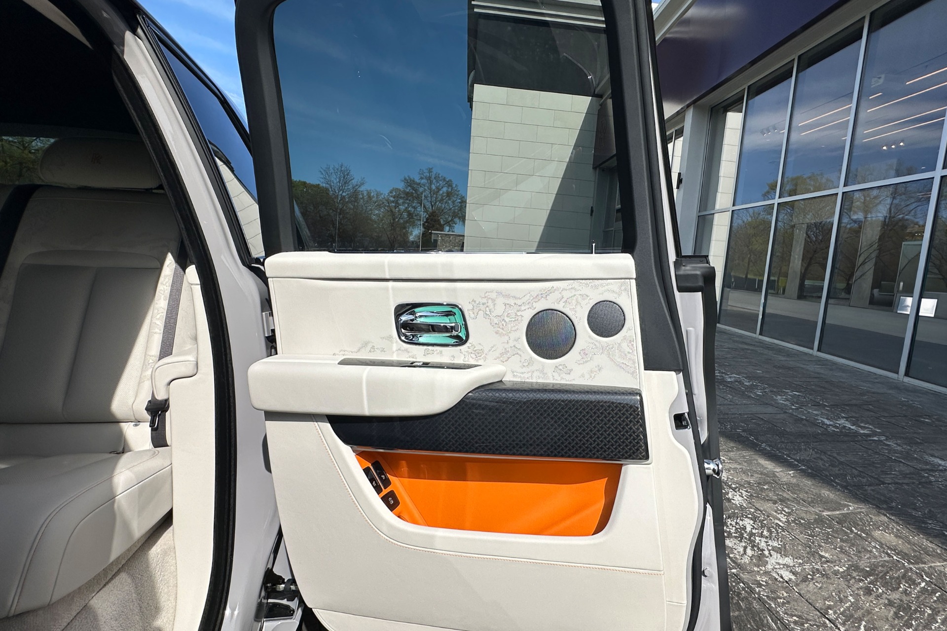 2026 Rolls-Royce Cullinan Image 5