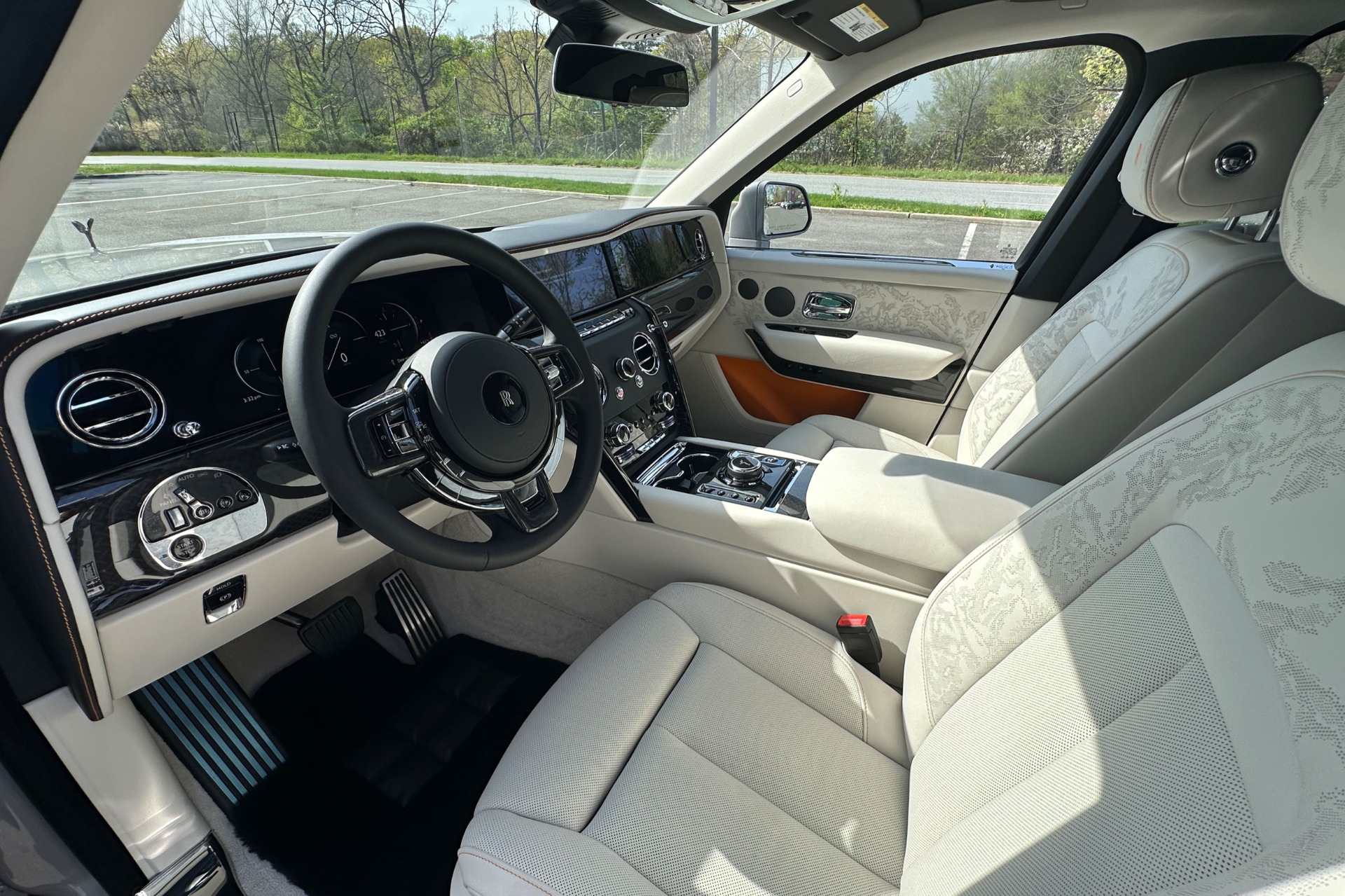 2026 Rolls-Royce Cullinan Image 6