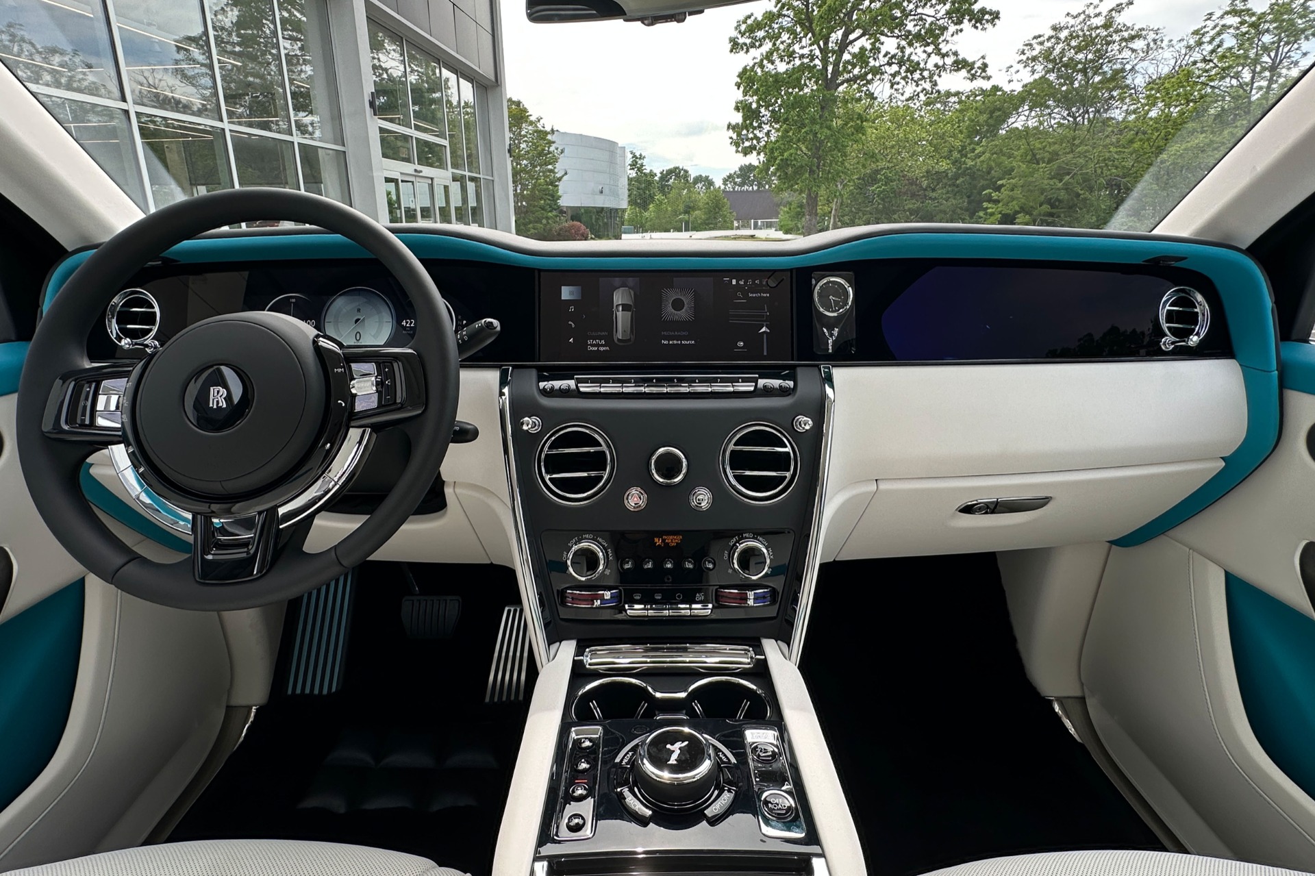 2026 Rolls-Royce Cullinan Image 4