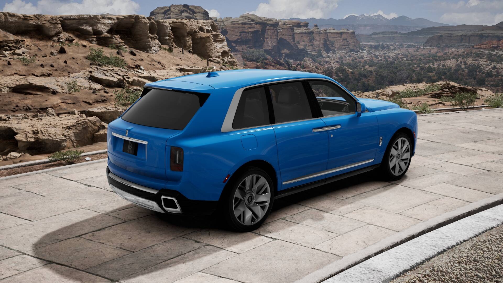 2027 Rolls-Royce Cullinan Image 3