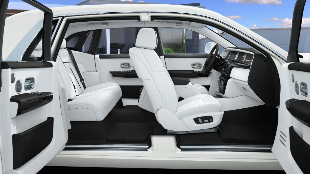 2027 Rolls-Royce Phantom Image 13