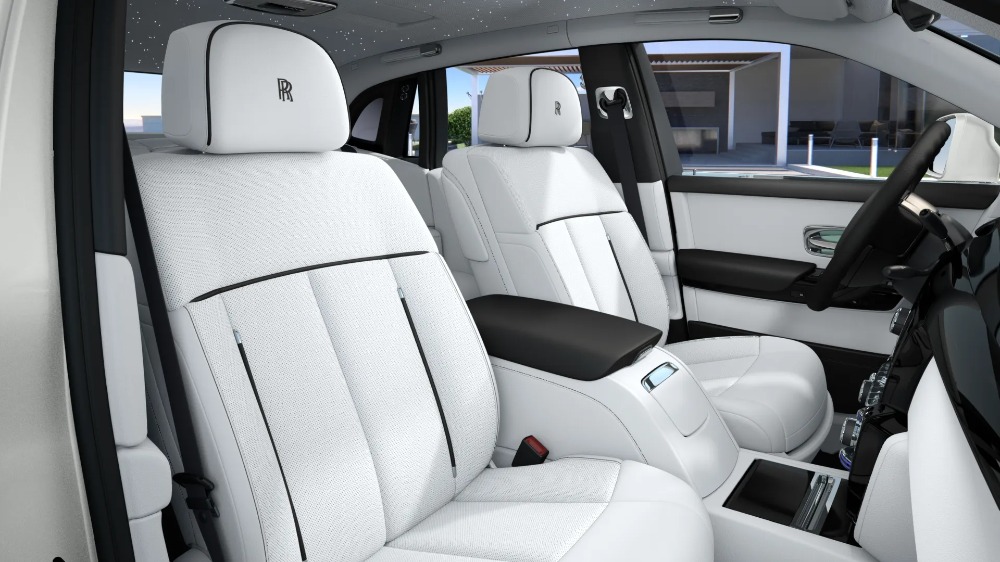 2027 Rolls-Royce Phantom Image 2