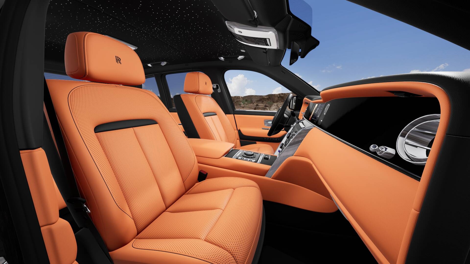 2027 Rolls-Royce Cullinan Image 2