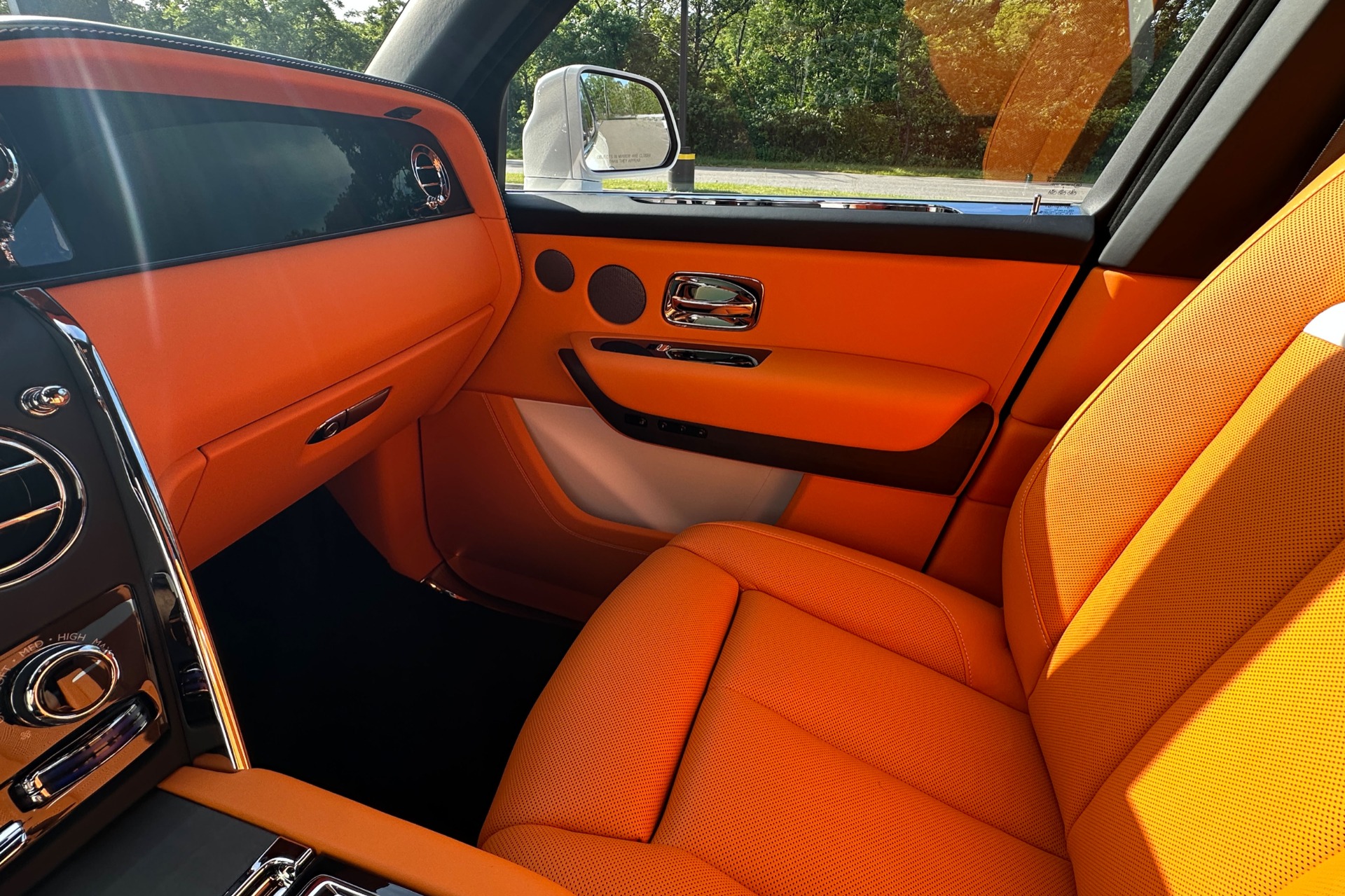 2027 Rolls-Royce Cullinan Base - Photo 10