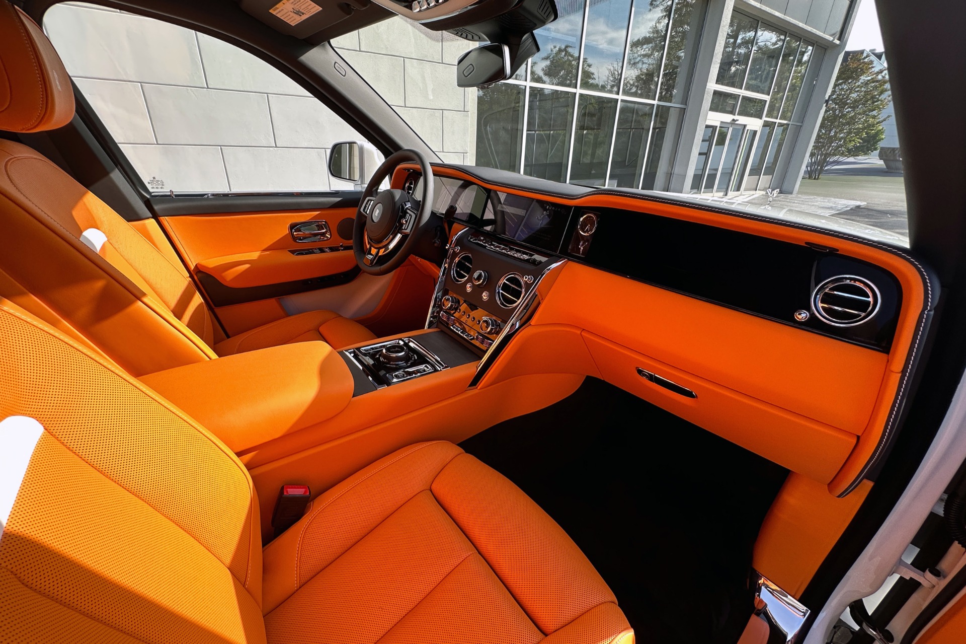 2027 Rolls-Royce Cullinan Base - Photo 11