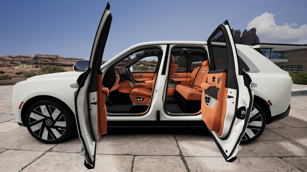 2027 Rolls-Royce Cullinan Image 12