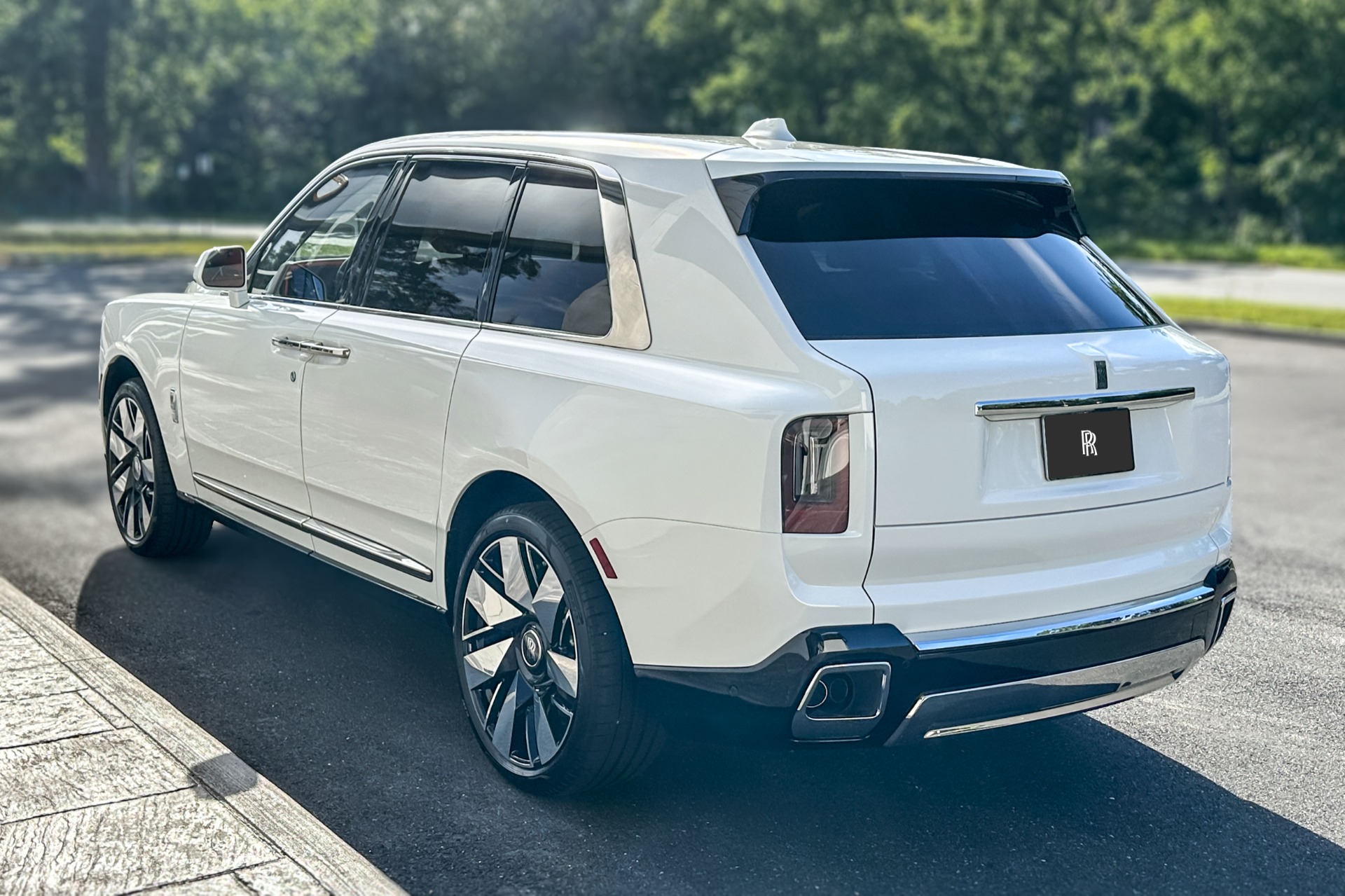 2027 Rolls-Royce Cullinan Base - Photo 21